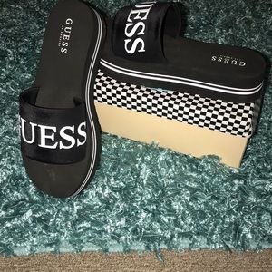 Guess slippers
